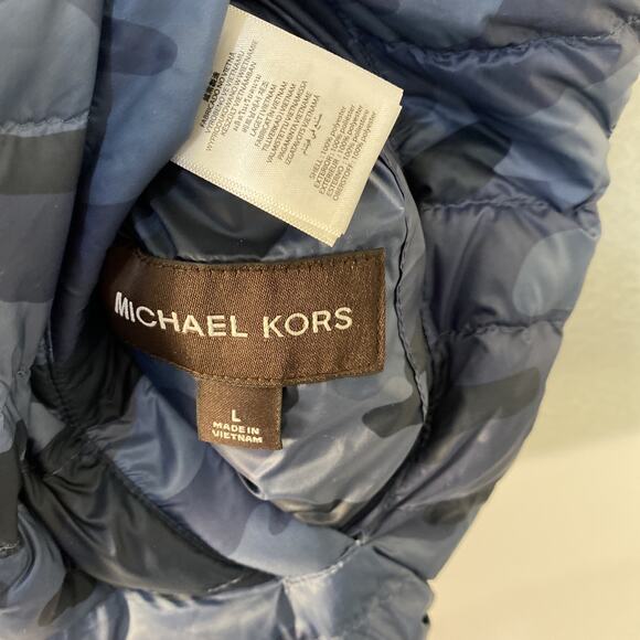 Michael Kors Mens Large Reversible Blue Camo & Orange Down Vest - Picture 6 of 11